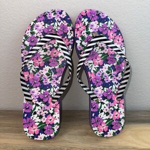 Vera Bradley Flip Flops Black & White Floral Purple Pink Green Size 7-8 Fun!